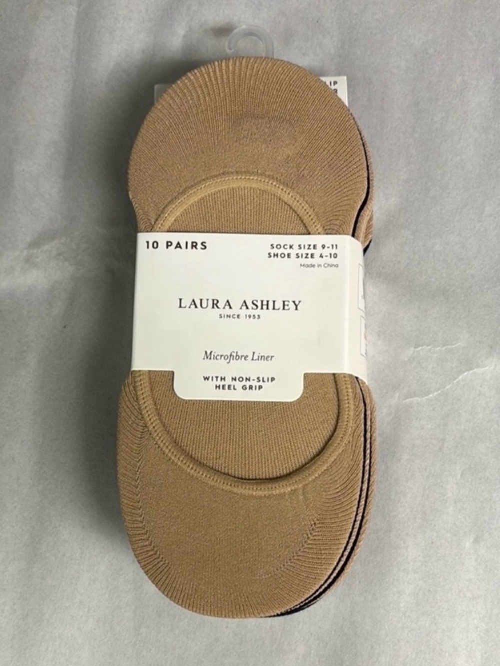 New Laura Ashley Socks Women’s 10 Pair Tan & Black Casual Microfiber Liner Socks